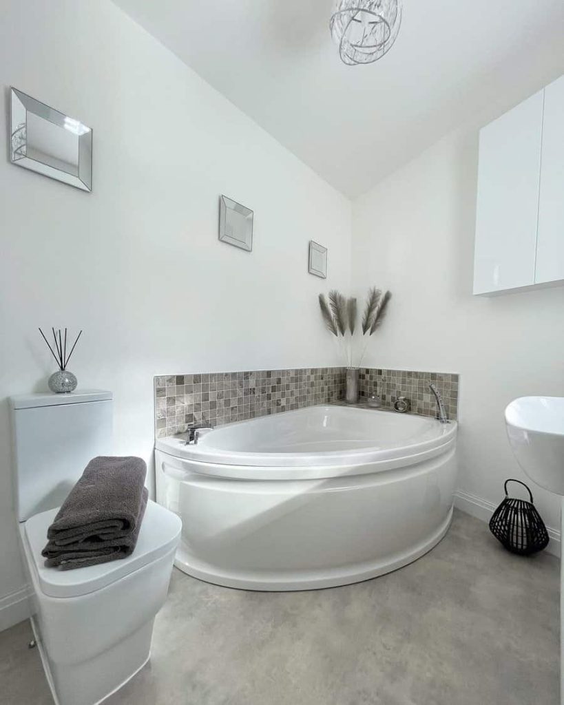 Small Bathroom Ideas with Tub -hill_family_home