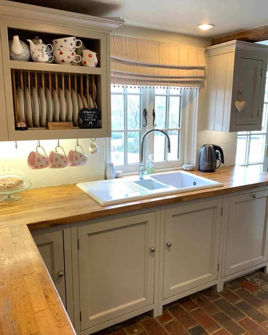 Farmhouse kitchen with mug and plate rack shelf
