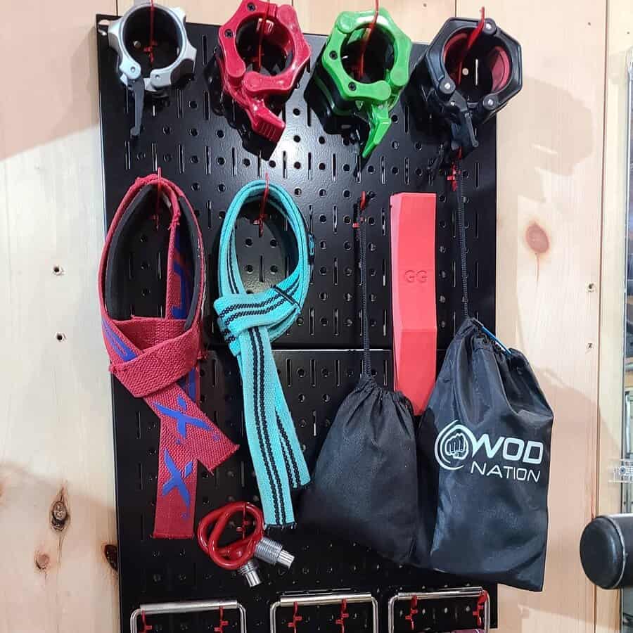 Gym peg board 