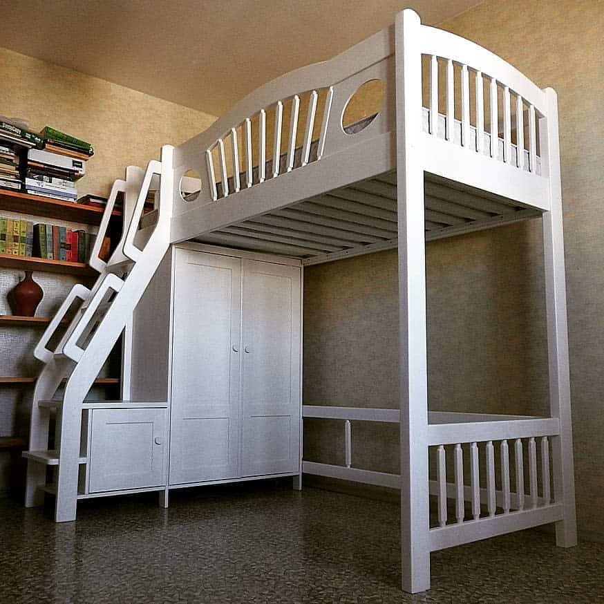 Loft bed with built-in closet