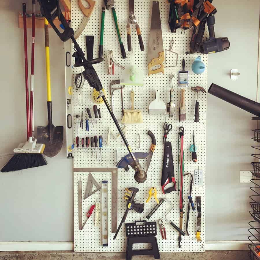 Floor to ceiling pegboard 